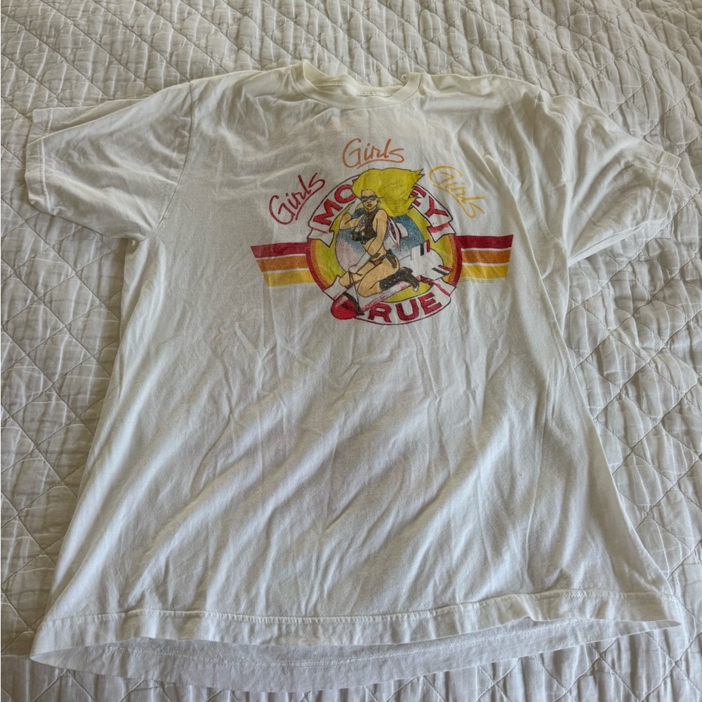 Motley Crue White Graphic Men’s T-Shirt